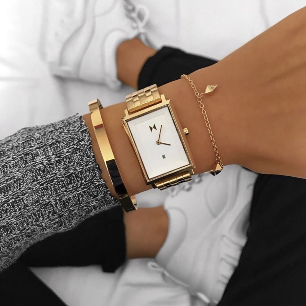 NWT MVMT Charlie Watch